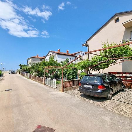 Runko Apartment Umag Exterior foto
