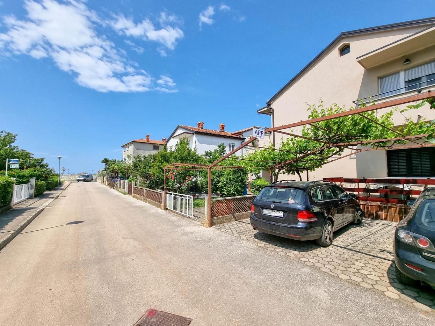 Runko Apartment Umag Exterior foto